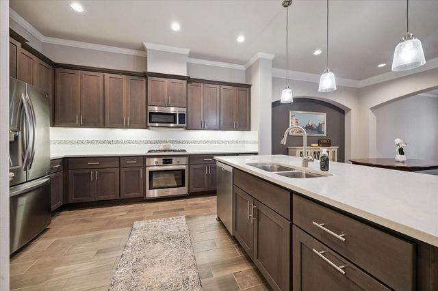 1725 W 23rd Street, Houston, TX 77008