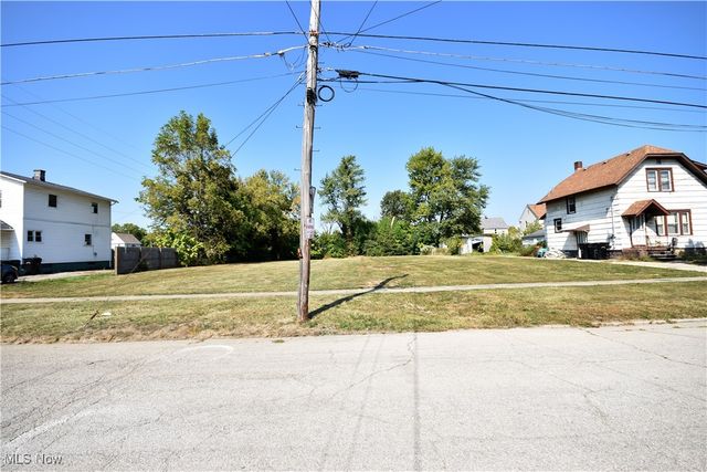 187 Bath Street, Elyria, OH 44035