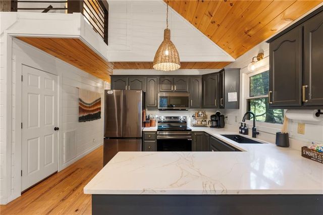 120 Brookhaven Trail, Blue Ridge, GA 30513