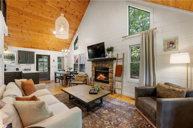 120 Brookhaven Trail, Blue Ridge, GA 30513