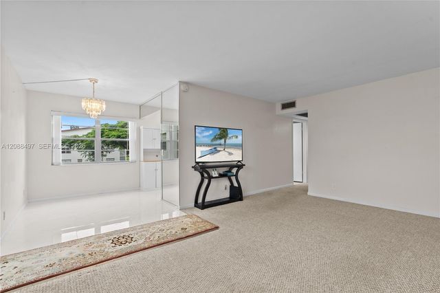 523 Fanshaw M 523, Boca Raton, FL 33434
