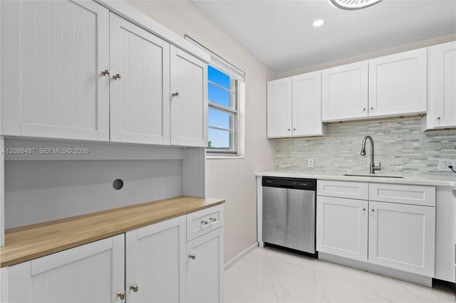 523 Fanshaw M 523, Boca Raton, FL 33434