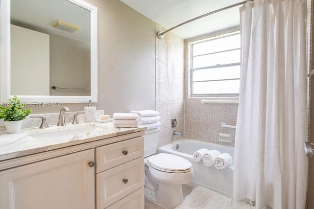 523 Fanshaw M 523, Boca Raton, FL 33434