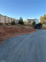 1934 Hillpark Lane, Paradise, CA 95969