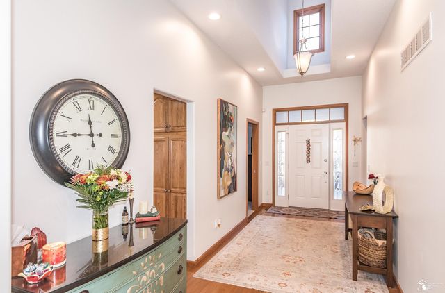 3216 Ravine Hollow Court, Lambertville, MI 48144