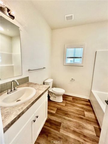 675 W Oakland F7, Hemet, CA 92543