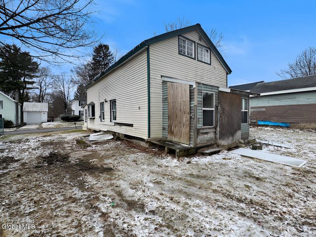 6 Center Street, Stillwater, NY 12170