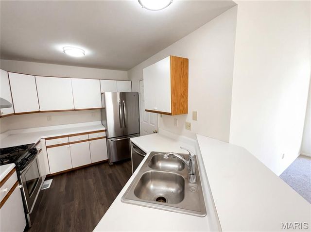 2659 Liberty Gardens Drive, Florissant, MO 63031