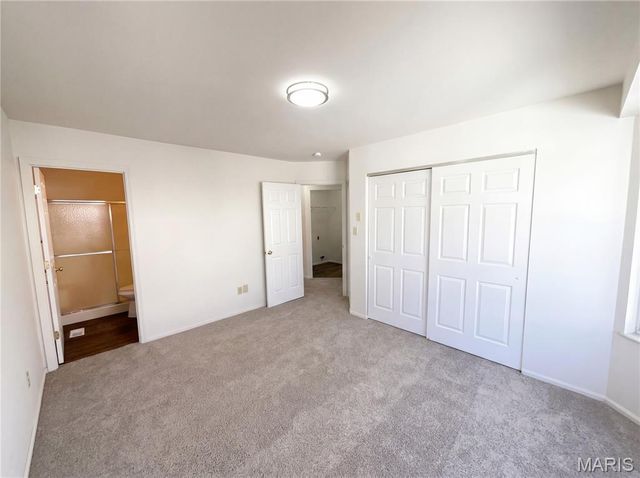 2659 Liberty Gardens Drive, Florissant, MO 63031