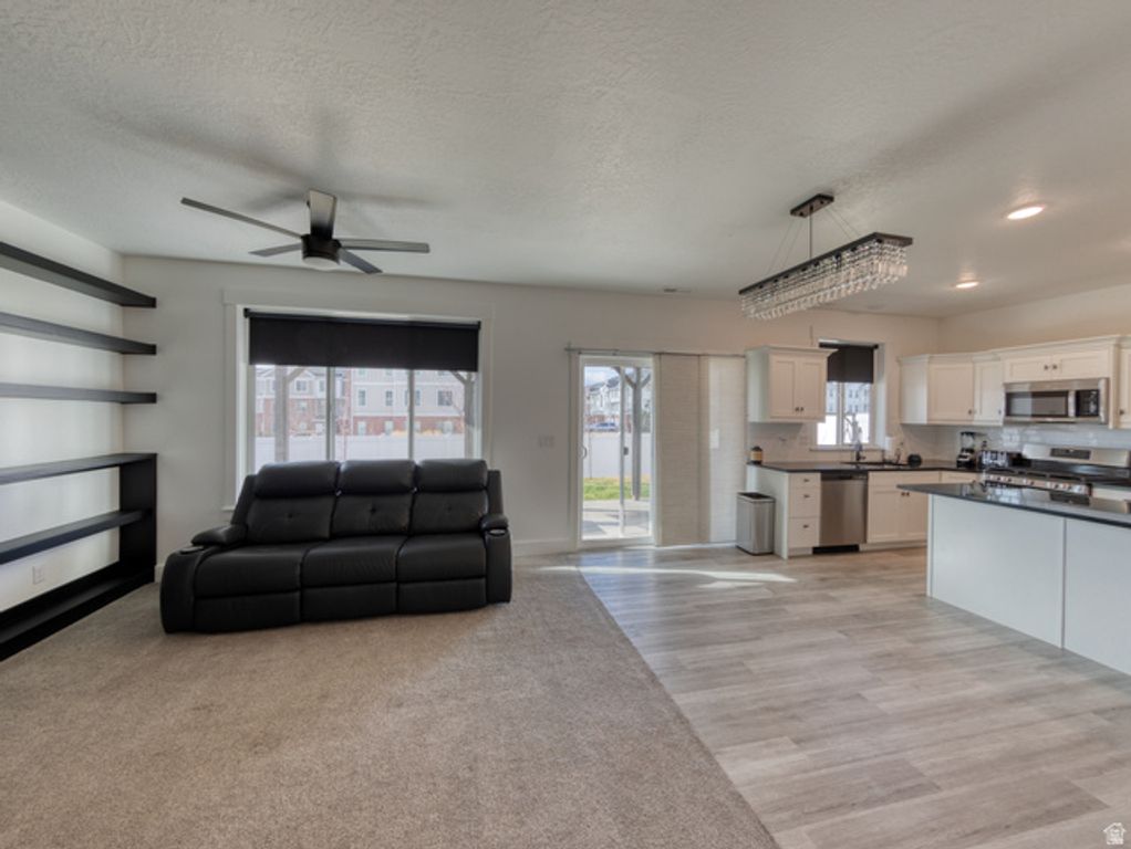 Image 5 of property listing at 334 S 680 W, American Fork, UT 84003