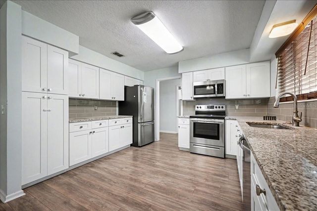 2349 MOODY AVENUE, Orange Park, FL 32073