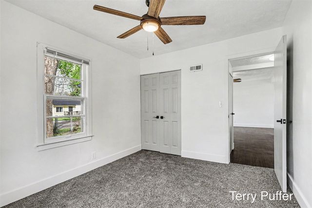 58 Lamora Avenue, Battle Creek, MI 49037
