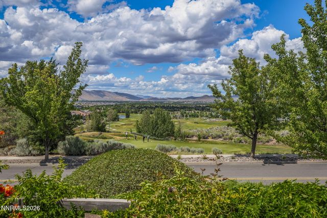 2740 ALBAZANO Drive, Sparks, NV 89436