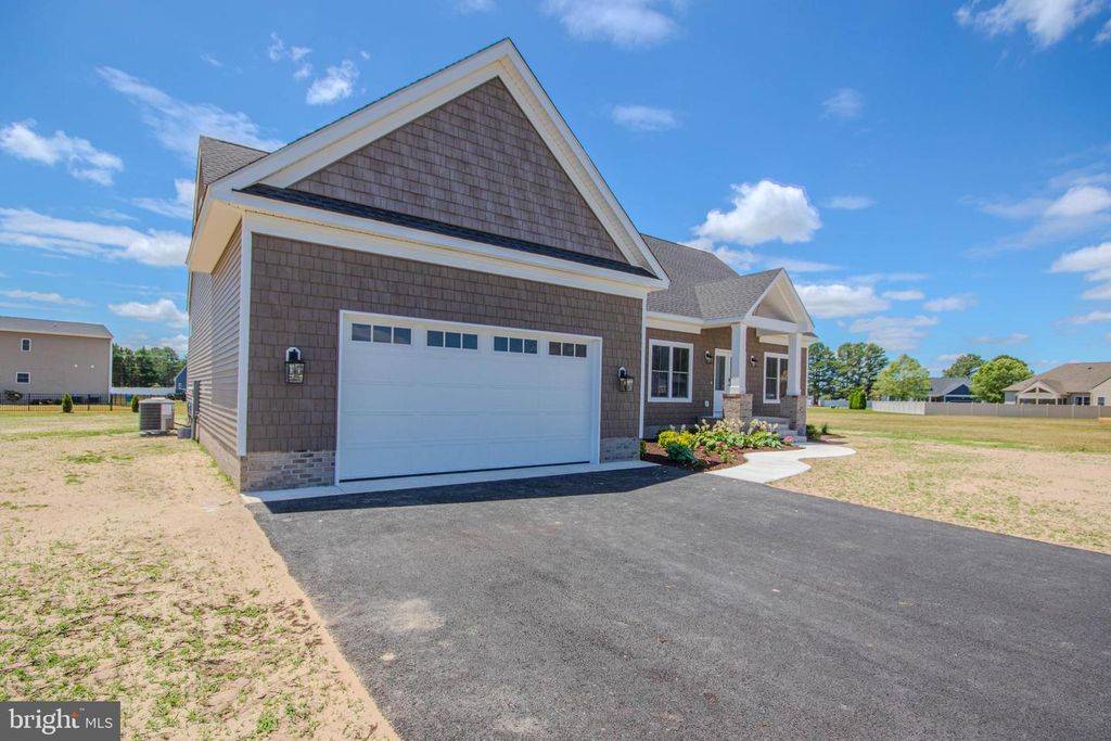 Image 3 of property listing at 5829 PERCHERON DR, Salisbury, MD 21801