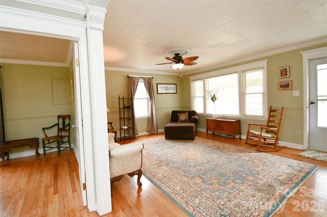 1650 Hughes Gap Road, Bakersville, NC 28705