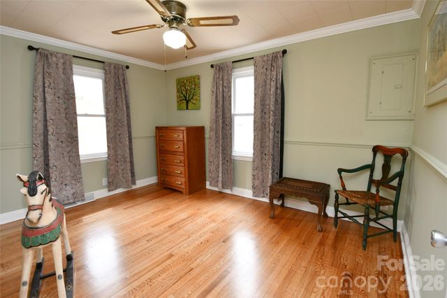 1650 Hughes Gap Road, Bakersville, NC 28705