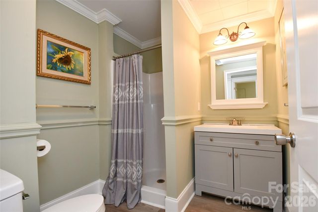 1650 Hughes Gap Road, Bakersville, NC 28705
