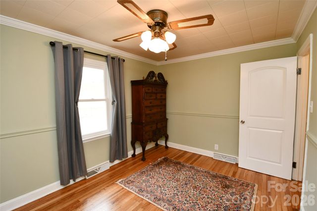 1650 Hughes Gap Road, Bakersville, NC 28705