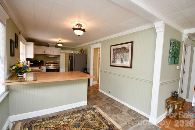 1650 Hughes Gap Road, Bakersville, NC 28705