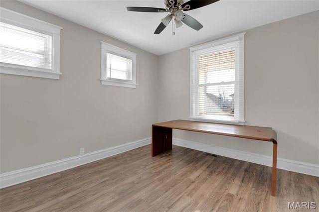 5717 Lansdowne Avenue, St Louis, MO 63109