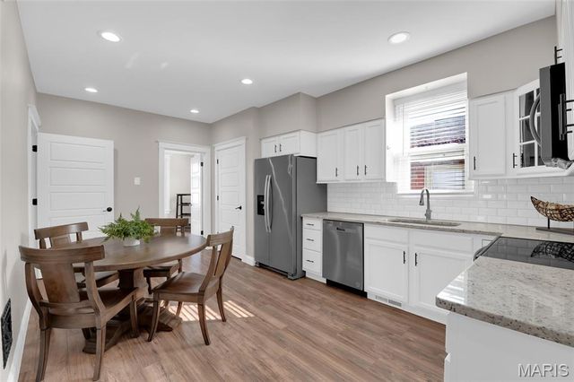 5717 Lansdowne Avenue, St Louis, MO 63109