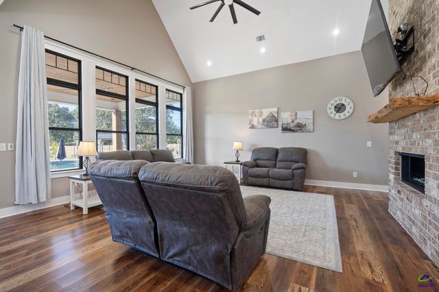 99 Bass Road, Warner Robins, GA 31088