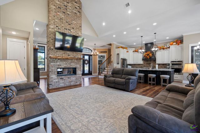 99 Bass Road, Warner Robins, GA 31088