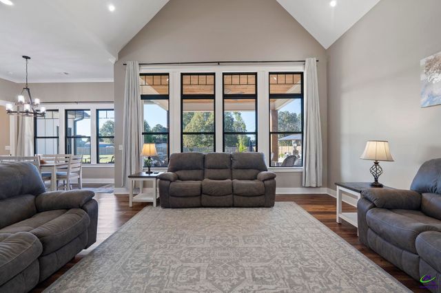 99 Bass Road, Warner Robins, GA 31088