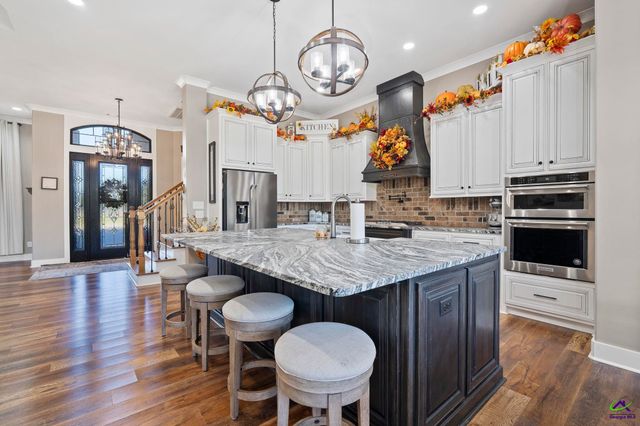 99 Bass Road, Warner Robins, GA 31088