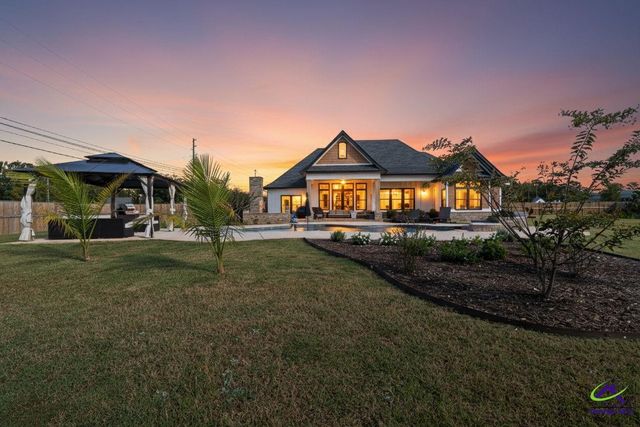 99 Bass Road, Warner Robins, GA 31088