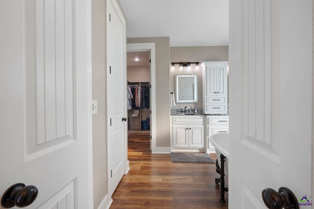 99 Bass Road, Warner Robins, GA 31088