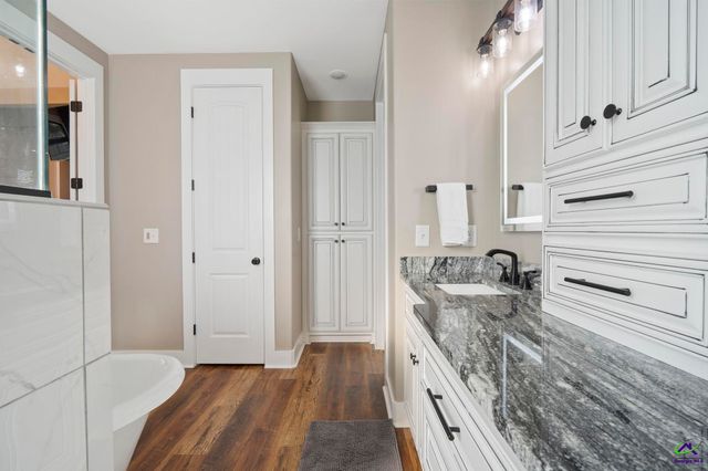 99 Bass Road, Warner Robins, GA 31088