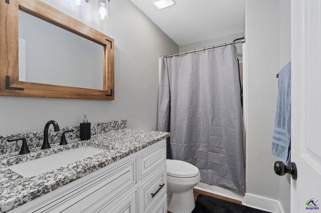 99 Bass Road, Warner Robins, GA 31088