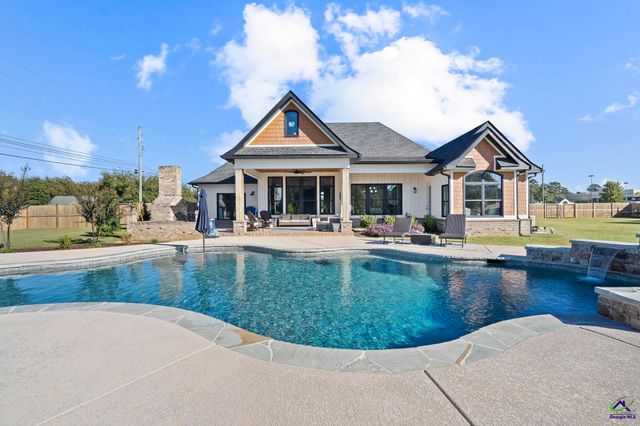 99 Bass Road, Warner Robins, GA 31088
