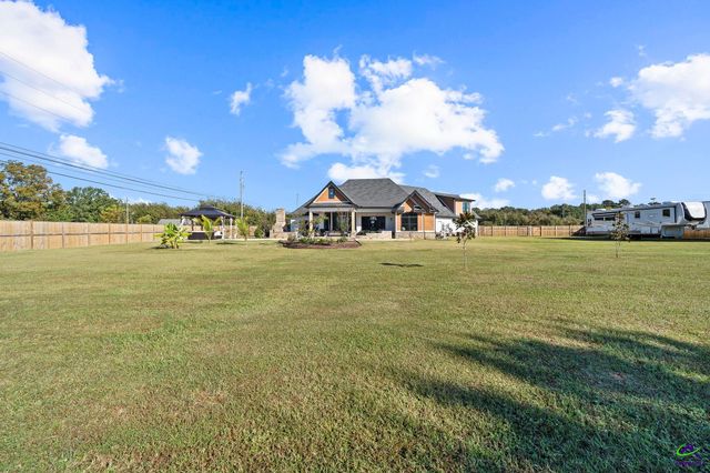 99 Bass Road, Warner Robins, GA 31088