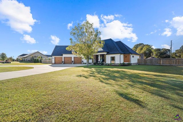 99 Bass Road, Warner Robins, GA 31088
