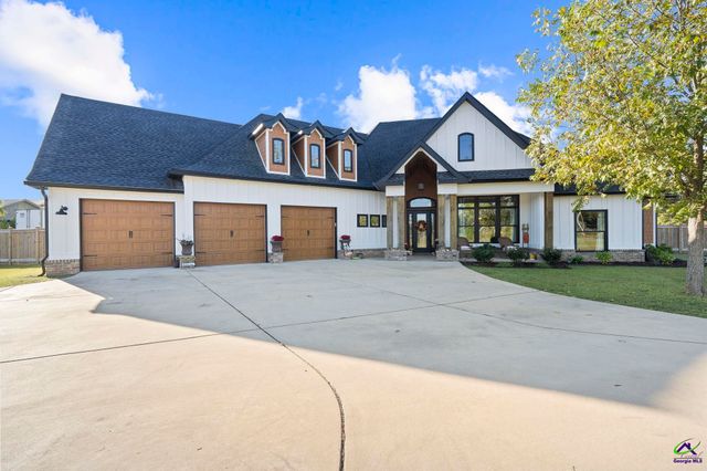 99 Bass Road, Warner Robins, GA 31088