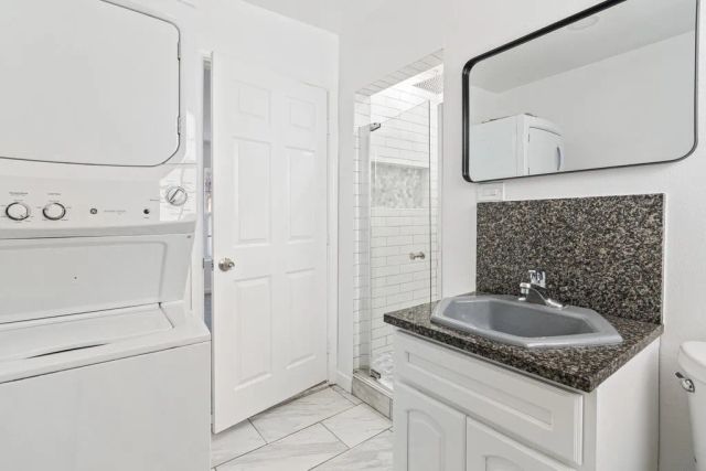 205 Waring, Riverside, CA 92507
