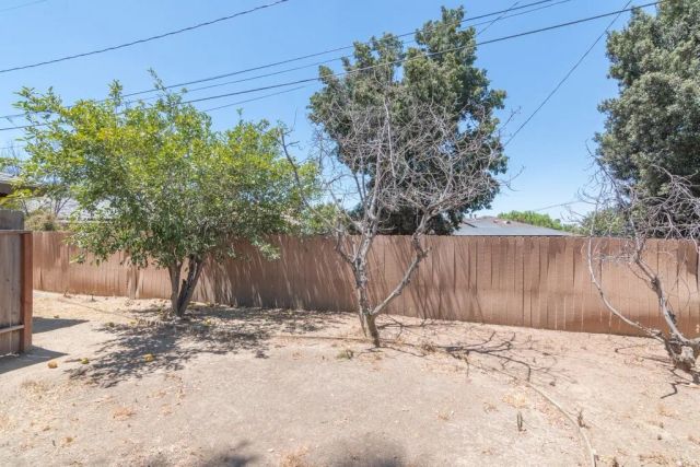 205 Waring, Riverside, CA 92507