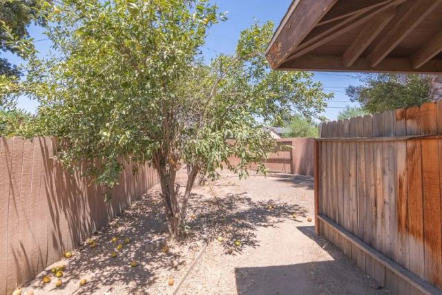 205 Waring, Riverside, CA 92507