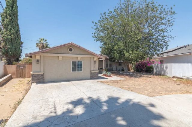 205 Waring, Riverside, CA 92507