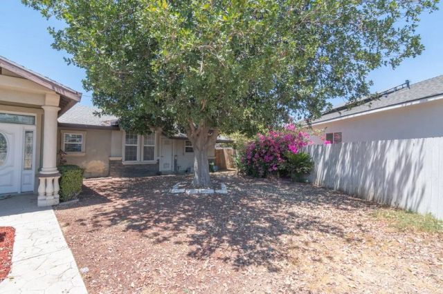 205 Waring, Riverside, CA 92507