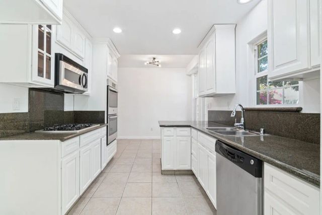 205 Waring, Riverside, CA 92507
