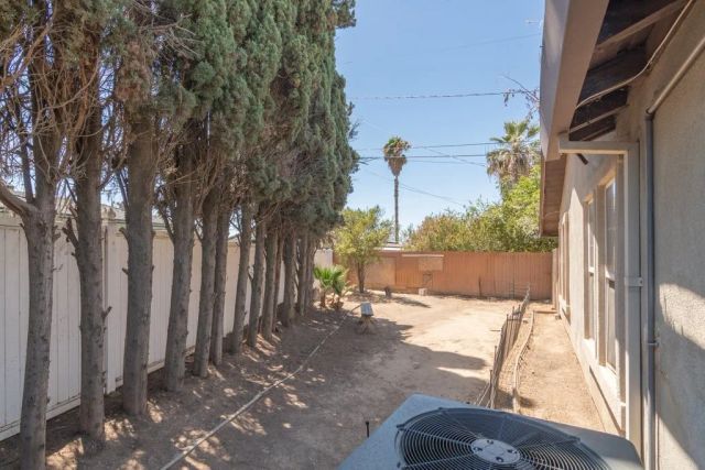 205 Waring, Riverside, CA 92507