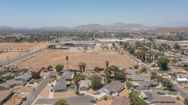 205 Waring, Riverside, CA 92507