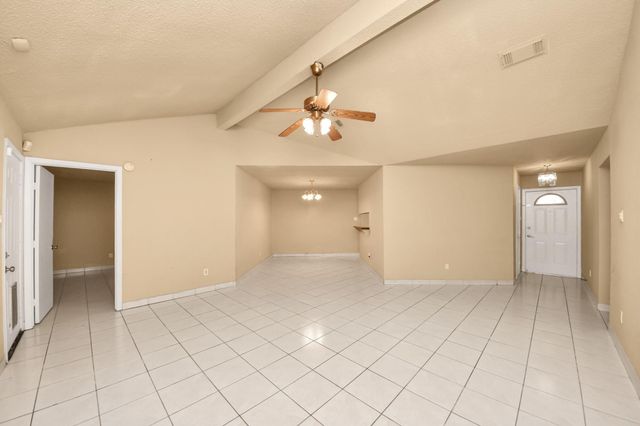 10711 Forest Leaf Drive, Sugar Land, TX 77498