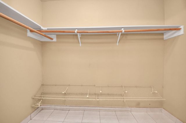 10711 Forest Leaf Drive, Sugar Land, TX 77498