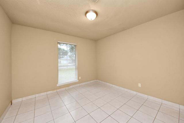 10711 Forest Leaf Drive, Sugar Land, TX 77498