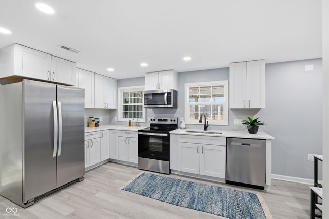 45 Main Cross, Greenfield, IN 46140