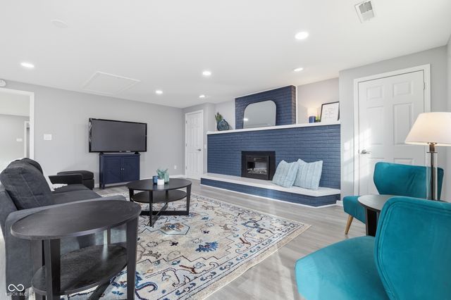 45 Main Cross, Greenfield, IN 46140